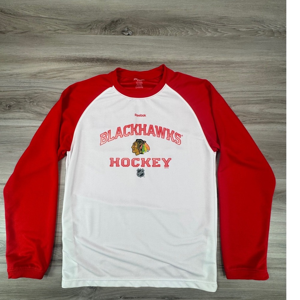 Reebok Chicago Blackhawks NHL Kids XL 18 White Red Raglan Long Sleeve Shirt